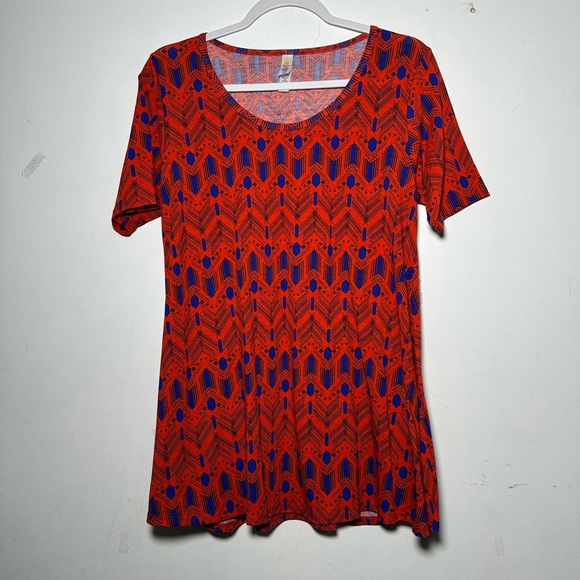 LuLaRoe Red Blue Geometric Tribal Print‎ Short Sleeve Tunic Top S NEW with FLAW - Picture 13 of 14